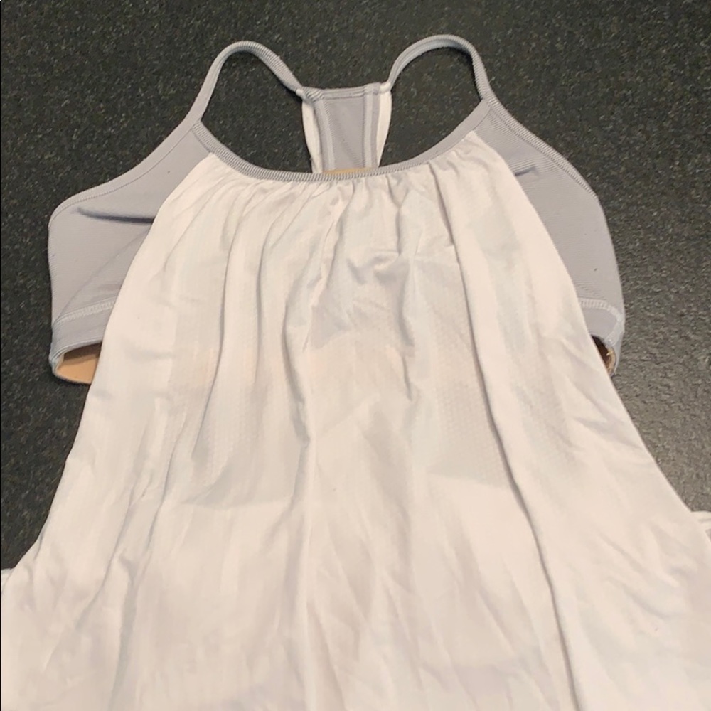 Lululemon built-in bra yoga top